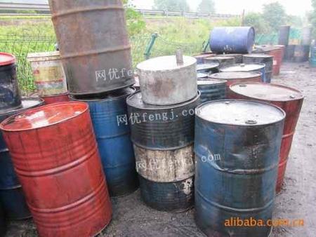 高價回收各類工業廢油，環保與收益兼得